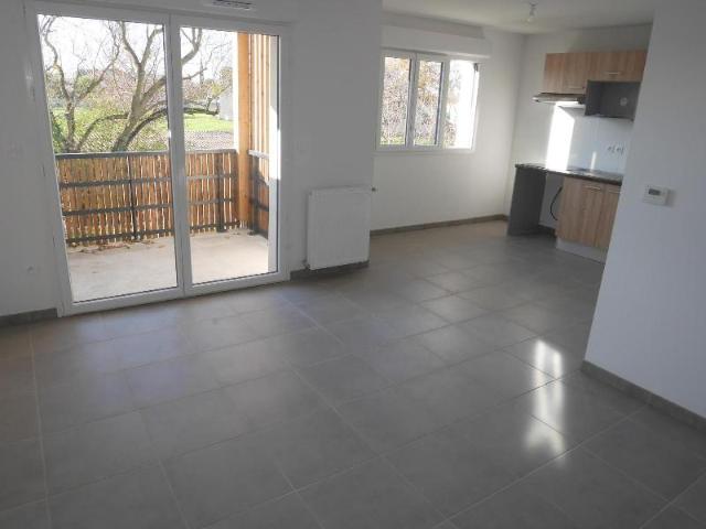 Location Appartement Rue Cazeneuve, Seysses