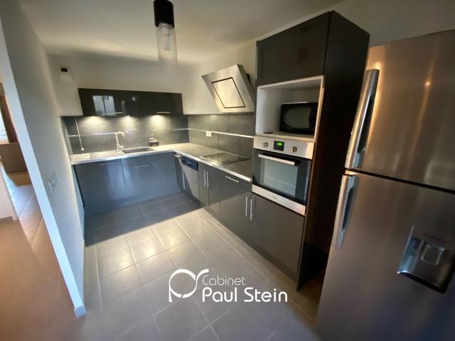 Location Appartement Rue Cade, Marseille