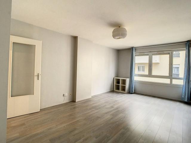 Location Appartement Rue Calliet, Lyon