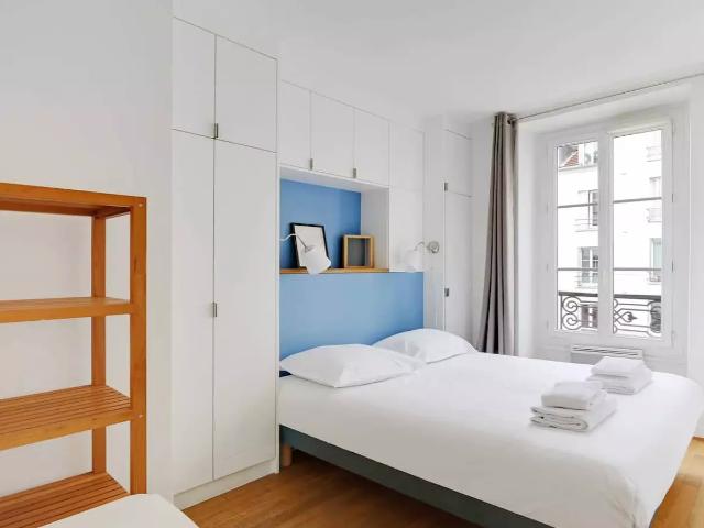 Location Appartement Rue Cambronne, Paris