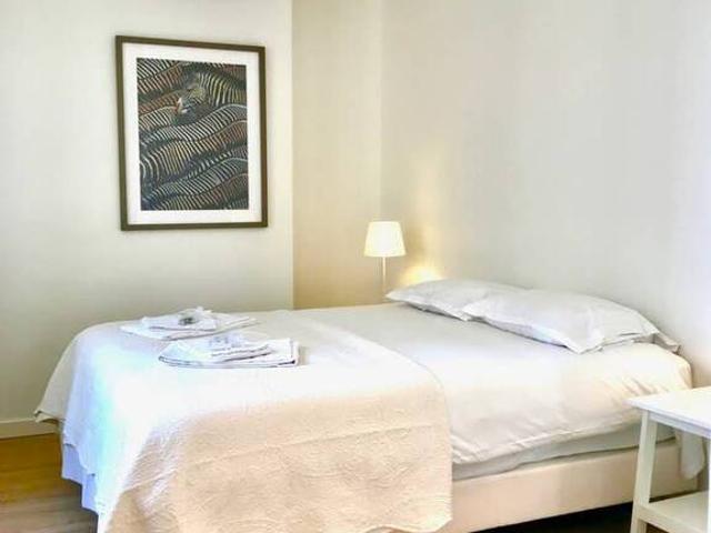 Location Appartement Rue Camille Pelletan, Levallois Perret