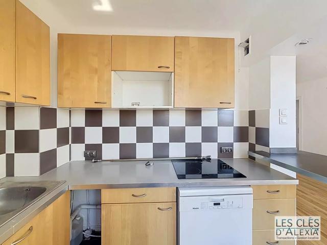 Location Appartement Rue Camille Roy, Lyon