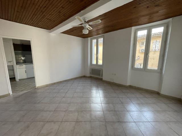 Location Appartement Rue Carnot, La Farlède