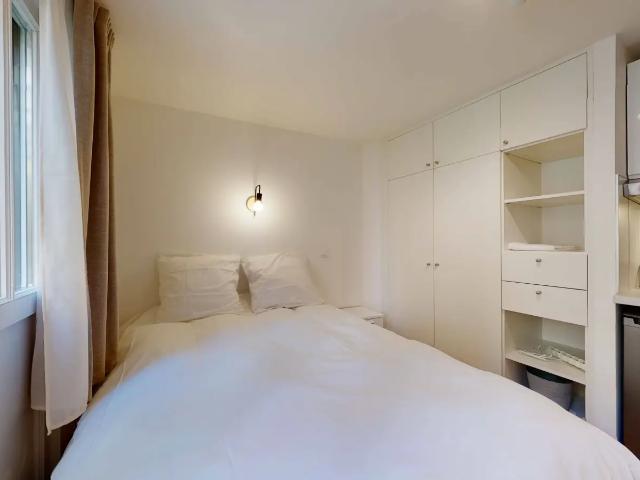Location Appartement Rue Carnot, Suresnes
