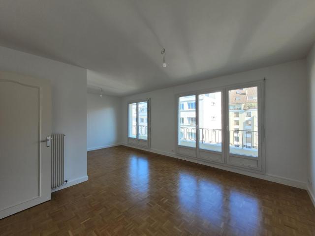 Location Appartement Rue Carnot, Pau