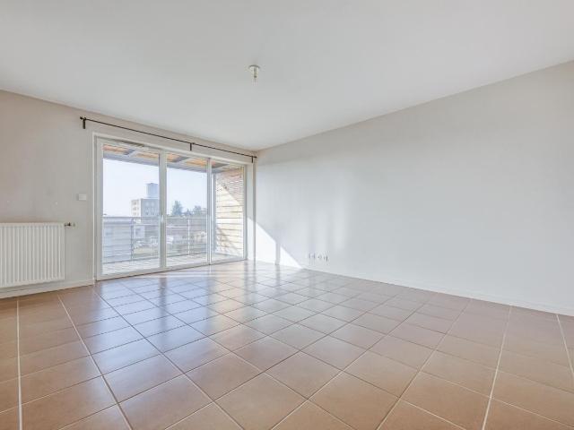 Location Appartement Cité des Balmettes, Balan