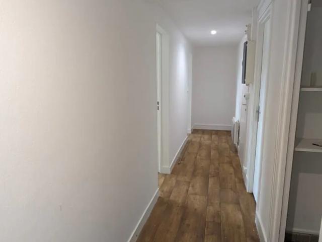 Location Appartement Rue Cerey, Bordeaux