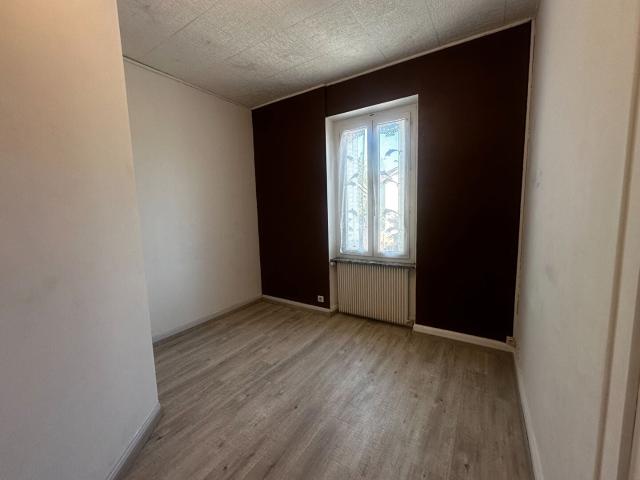 Location Appartement Rue César Sornin, Pont de Chéruy