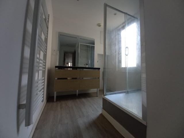 Location Appartement Rue Chalucet, Toulon