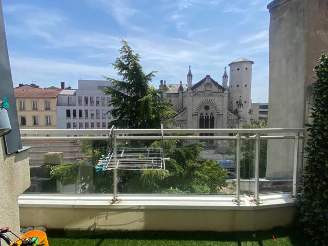 Location Appartement Rue Chaponnay, Lyon