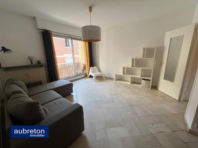 Location Appartement Rue Charles Testoud, Grenoble