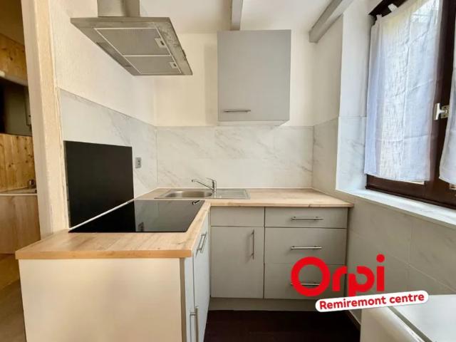 Location Appartement Rue Charles de Gaulle, Remiremont