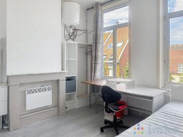 Location Appartement Rue Charles de Muyssaert, Lille