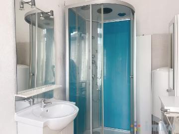 Location Appartement Rue Charles de Muyssaert, Lille