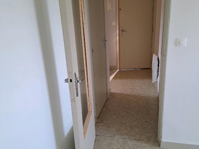 Location Appartement Rue Charles Gounod, Saint Florentin