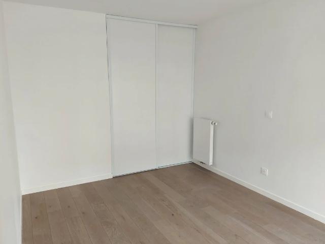 Location Appartement Rue Châteaubriand, Pessac