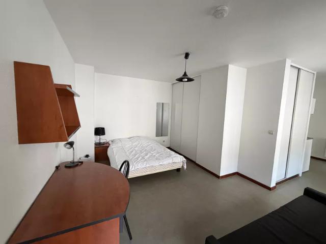 Location Appartement Rue Chevreul, Saint Étienne