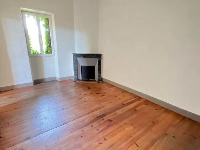 Location Appartement Rue Claude Legrand, Aire sur l'Adour