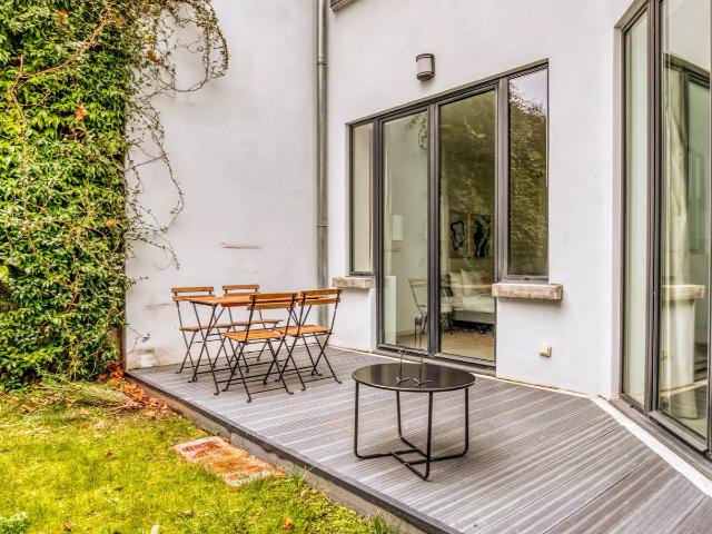 Location Appartement Rue Claude Lorrain, Paris