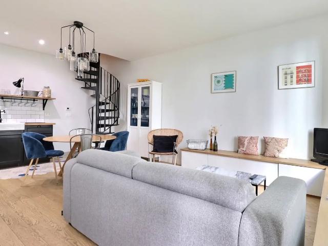 Location Appartement Rue Claude Pouillet, Paris