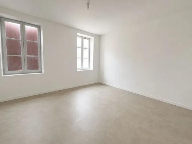 Location Appartement Rue Clemenceau, Decazeville