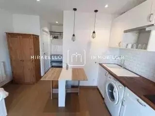 Location Appartement Rue Clément Roassal, Nice