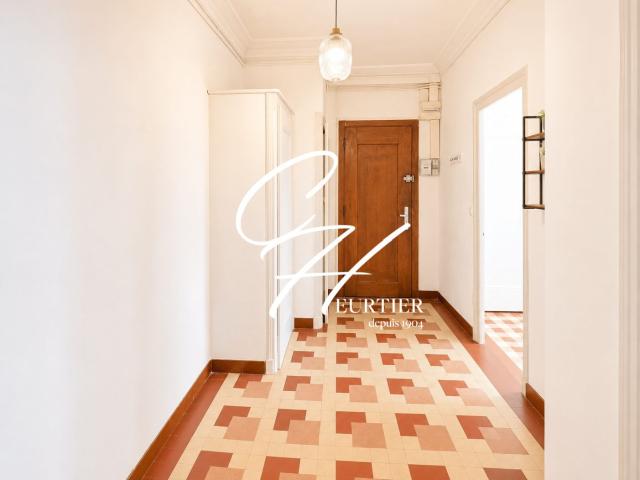 Location Appartement Place Saint Bruno, Grenoble