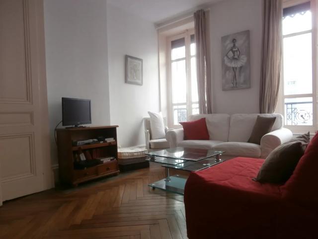 Location Appartement Rue Cuvier, Lyon