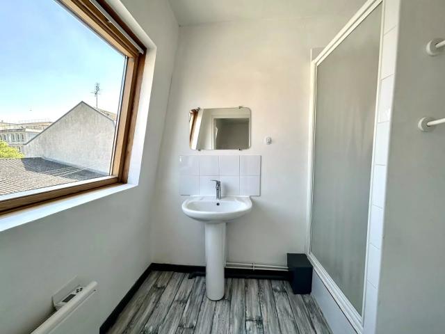 Location Appartement Rue Cyrille, Boué