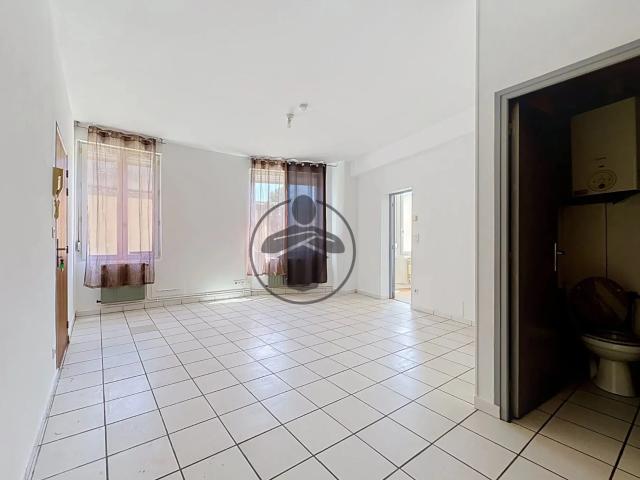 Location Appartement Rue Cyrille, Boué