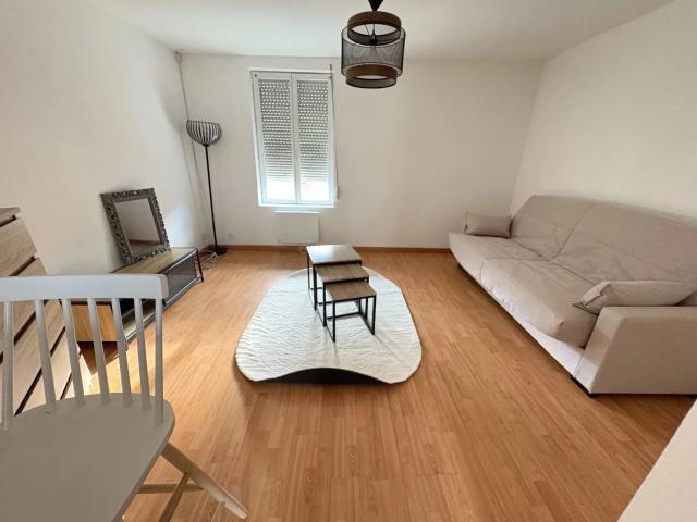 Location Appartement Rue Cyrille, Boué