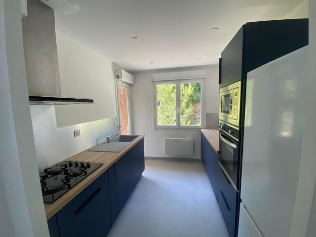 Location Appartement Rue Ambroise Paré, Château Arnoux Saint Auban