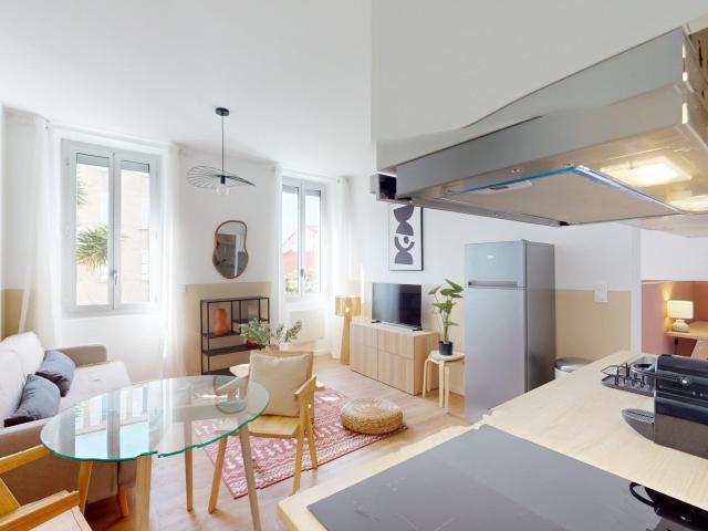 Location Appartement Rue Antoine Blanc, Marseille