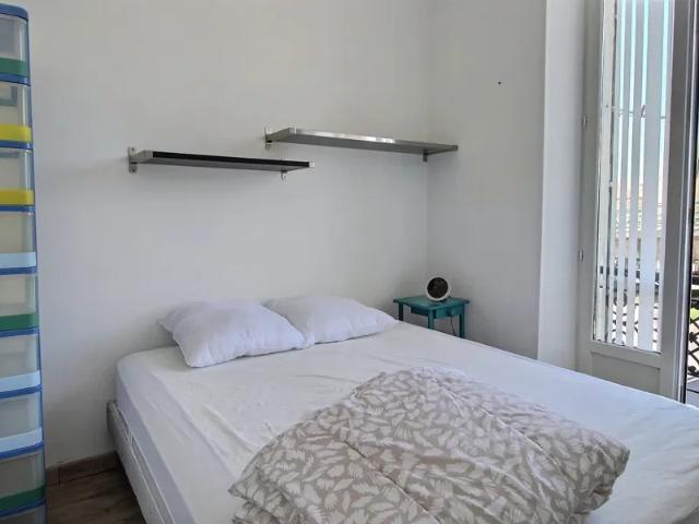 Location Appartement Rue Antoine Ré, Marseille