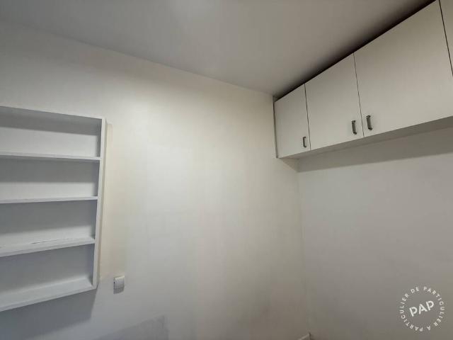 Location Appartement Rue Antoinette Fouque, Paris