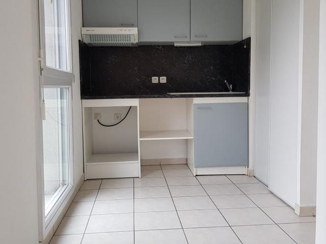 Location Appartement Rue Anatole France, Somain