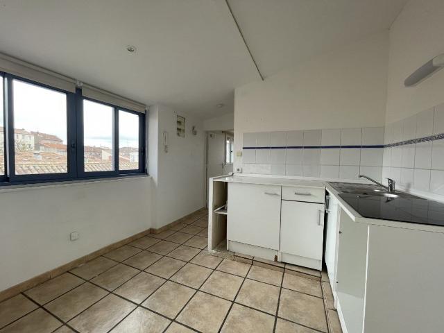 Location Appartement Rue Anatole France, Pézenas