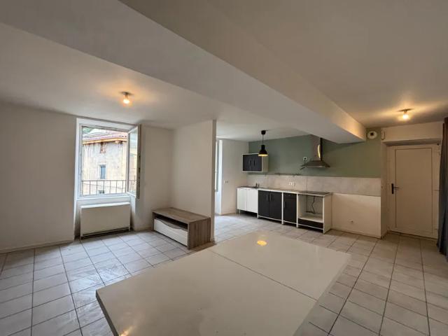 Location Appartement Rue Anatole France, Rive de Gier