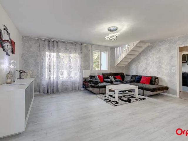 Location Appartement Rue André Cauras, Reims