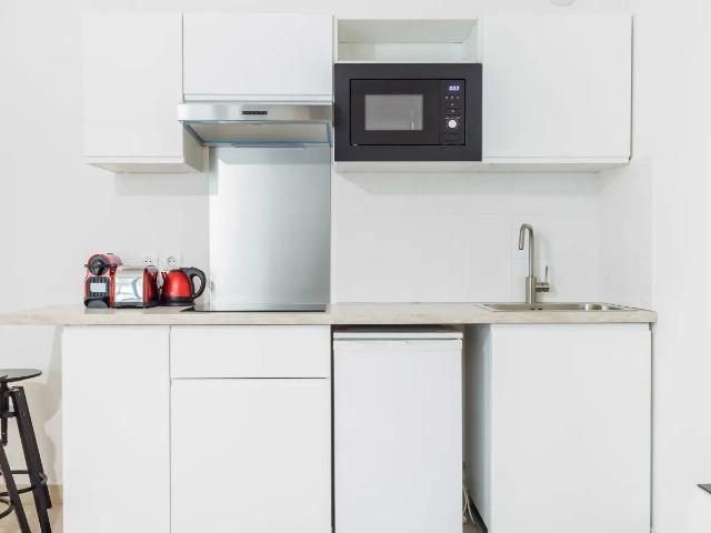 Location Appartement Rue André Danjon, Paris