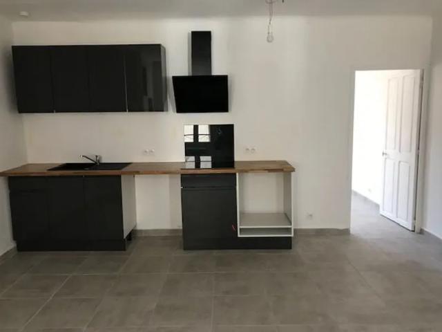 Location Appartement Rue André de Richaud, Caromb