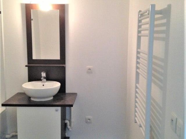 Location Appartement Rue Adrien Lorcher, Lormont