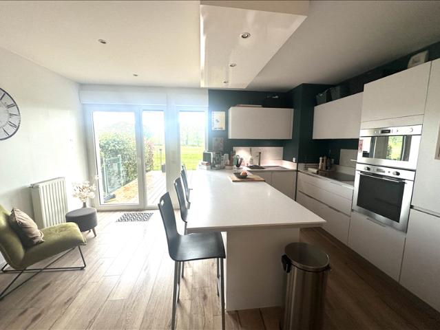 Location Appartement Rue Alain Colas, Montgerval