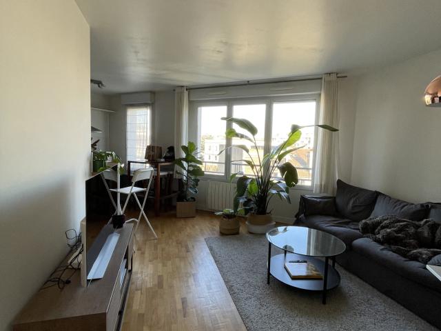 Location Appartement Rue Albert Caron, Suresnes