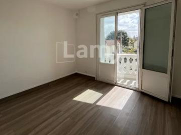 Location Appartement Rue Albert Larmé, Villeneuve le Roi