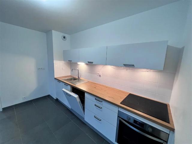 Location Appartement Rue Alexandra David Néel, Rennes