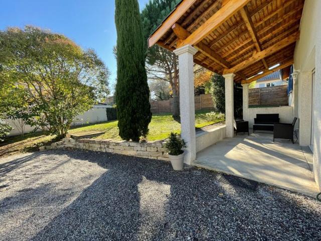 Location Appartement Rue Alexandre Luigini, Orliénas