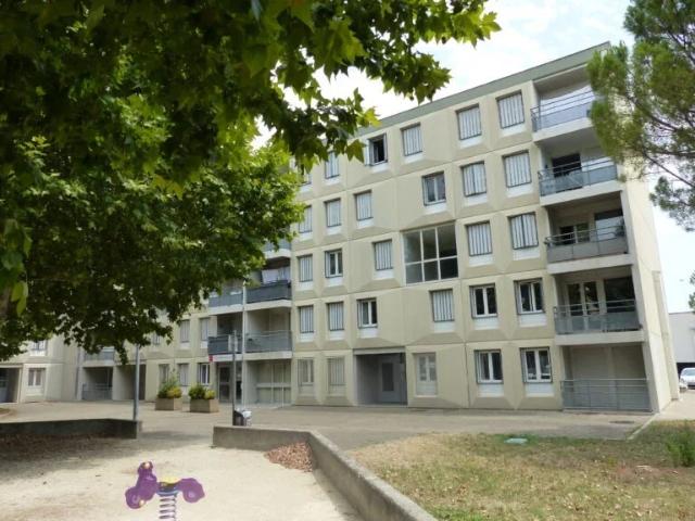Location Appartement Rue Alfred de Musset, Pierrelatte