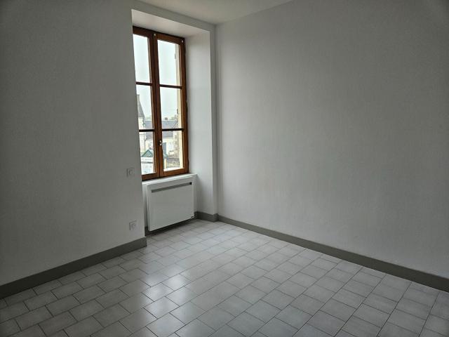 Location Appartement Rue Alfred de Vigny, Loches