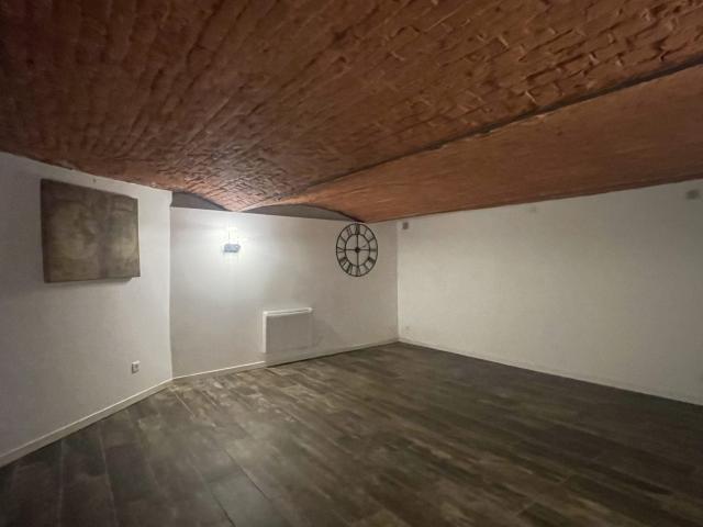 Location Appartement Rue de la Chaude Rivière, Lille